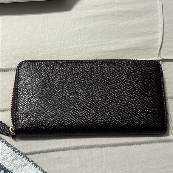 Coach Oxblood Wallet Sleek Minimalist Design - Picture 3 of 4